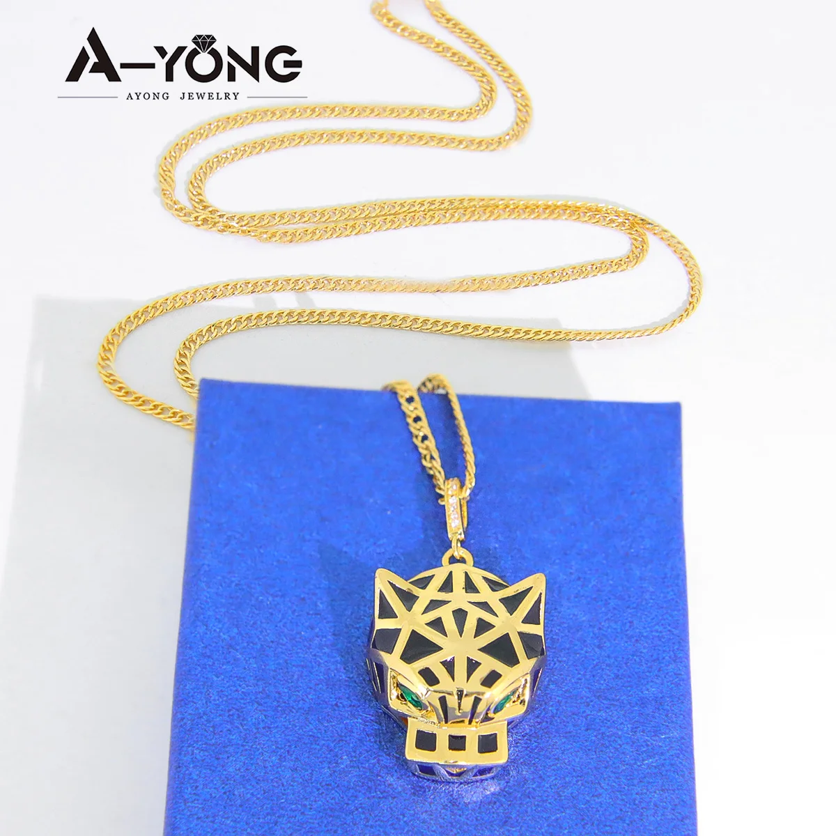 Fashion Gold Color Leopard Pendant 21k Gold Plated High Quality African Punk Panther Pendants Dubai Vintage Luxury Jewelry