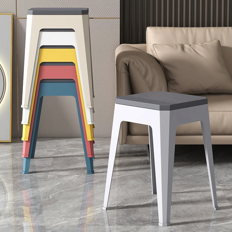 أثاث موفر للمساحة كراسي بلاستيكية قابلة للتكديس كرسي الطعام كرسي البراز تابوريت تصميم البراز Sedie Sala Da Pranzo غرفة المعيشة