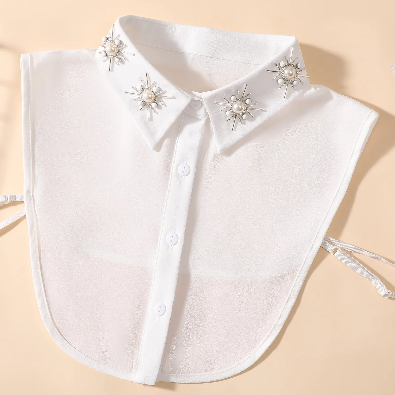 Temperamento con cuentas Cuello falso decorado con el sol para blusas