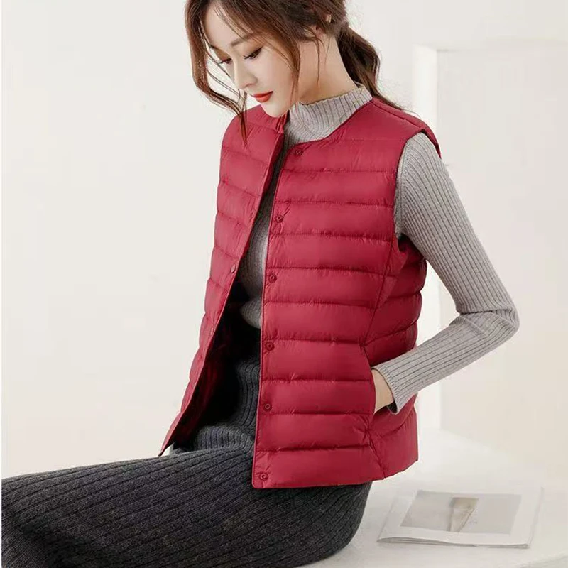 2025 novo ultraleve sem mangas colete de algodão feminino inverno embalável colete quente simples fino quente interior usar cardigan jaqueta senhora