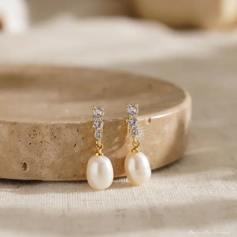 

Hengsheng 2025 New Arrivals 7-8mm Freshwater Pearl Stud Earrings 18k Gold Cyral Zircon Earrings for Women Jewelry Gift