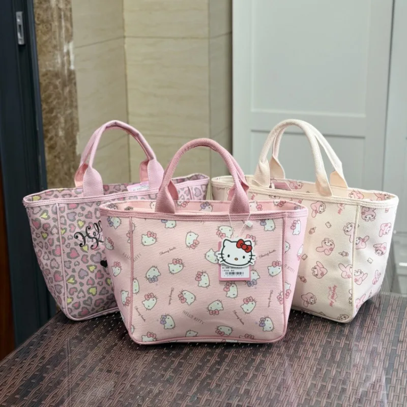 2026 New Japanese Kawaii HelloKitty Cartoon Portable Handheld Toilet Bag with Large Capacity Makeup Storage Bag