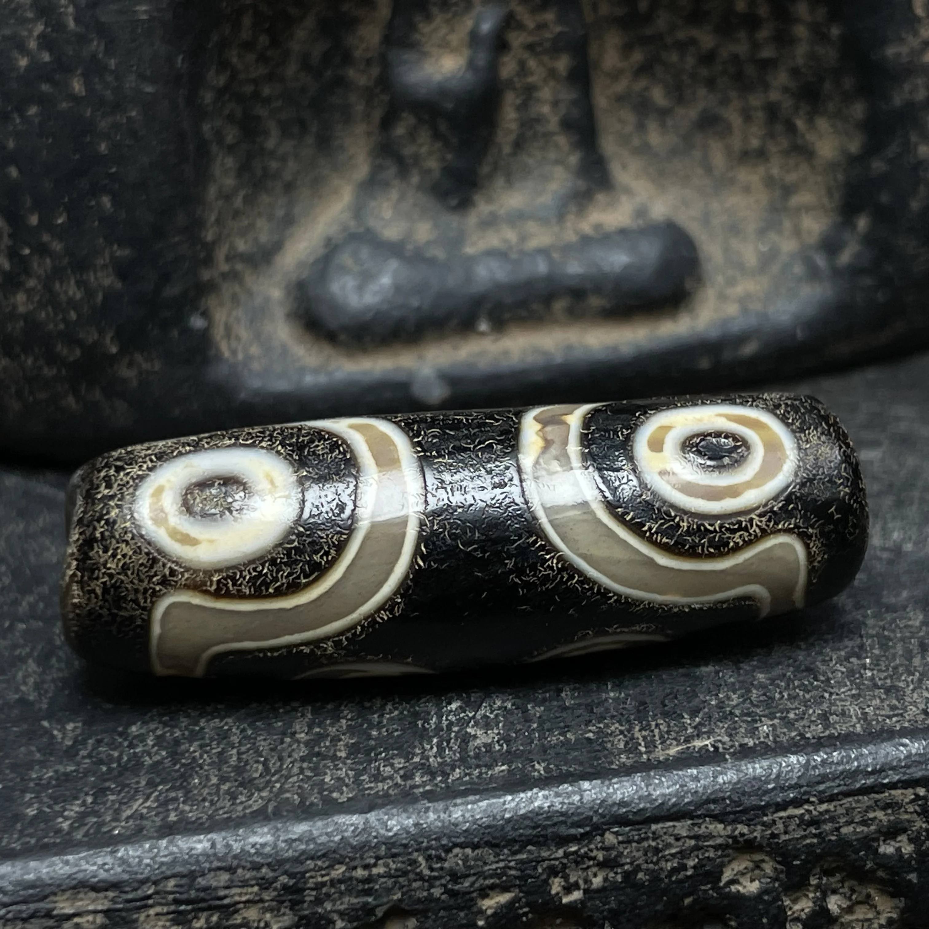 Tibetan Frost Skin Seven Eyes Dzi Pendant 13x40mm