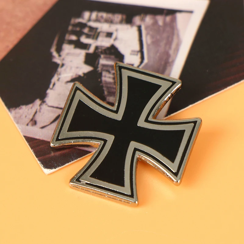 1Pc Germany Iron Cross Medal Badge Pin Foreign Antique Gift view 2