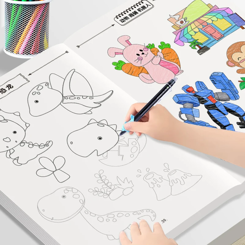 Interessanti manuali per schizzi, libri da disegno: graffiti e libri da colorare, quaderni per schizzi di arte e artigianato per l'educazione dei bambini