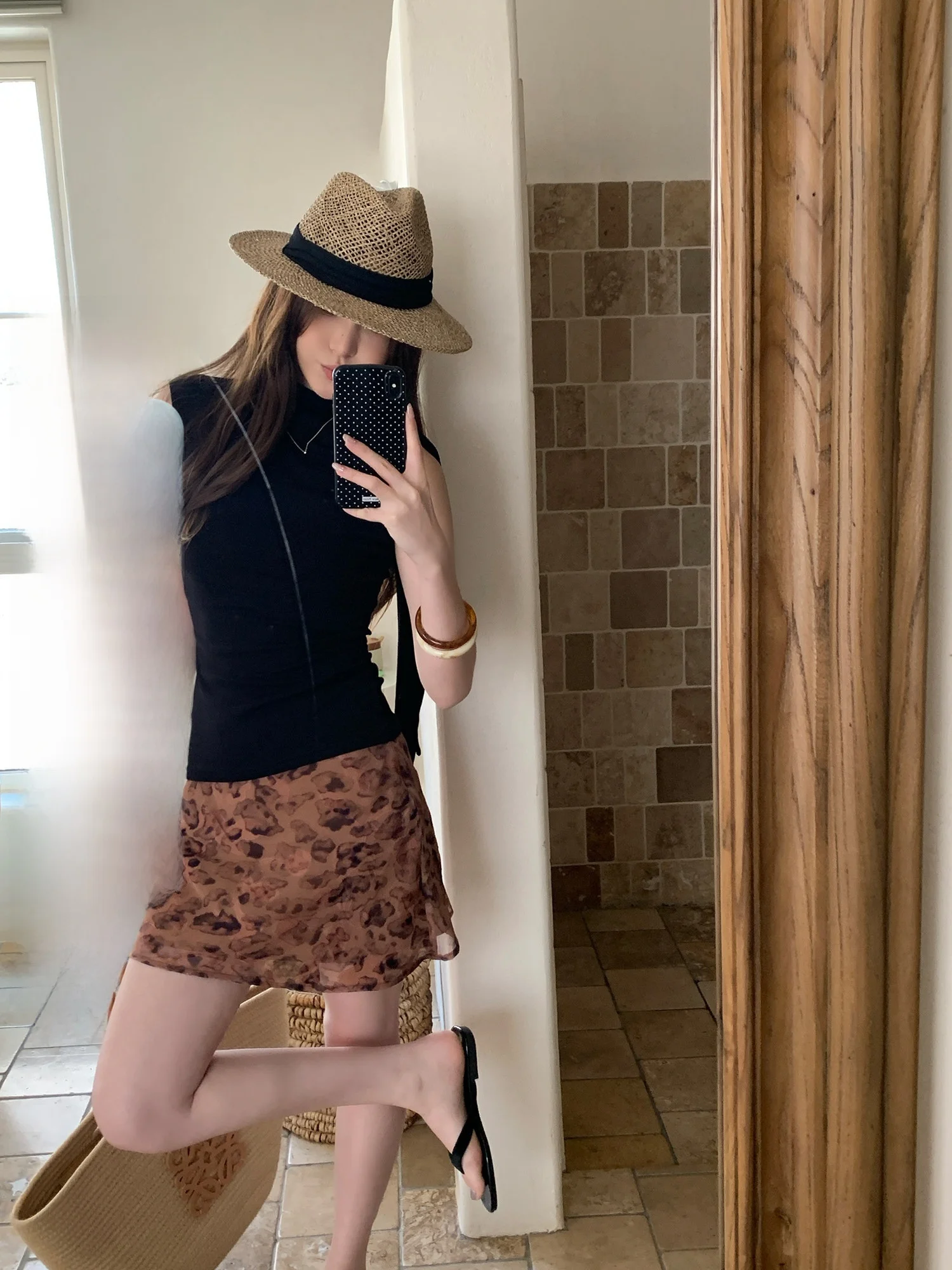 

Женская футболка-топ YEAHLOU с боковым узлом, летняя коллекция 2026, свободный крой, из смесового хлопка, с рюшами и поясом, элегантная модная женская одежда