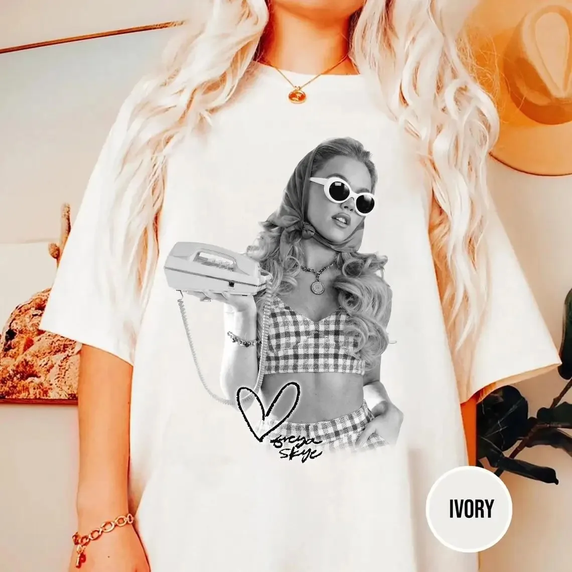 

Футболка в стиле ретро Disney Zombies 4 Freya Skye Gold's Gone Portrait, удобные футболки для женщин и мужчин Stars Align Tour 2026 Concert