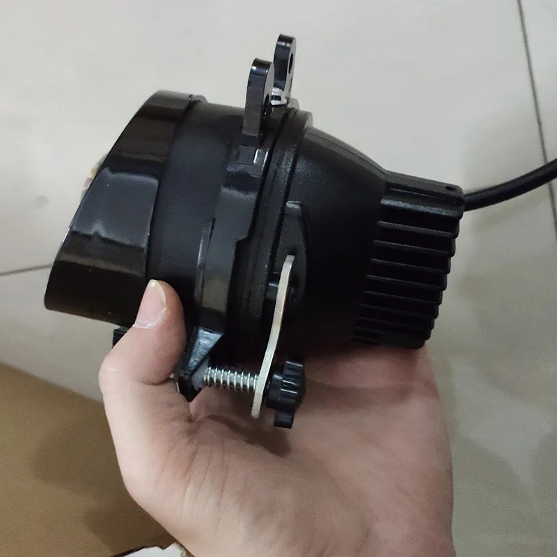 Automotive LED fog light assembly, double lens far and near integration, white yellow  modified front fog