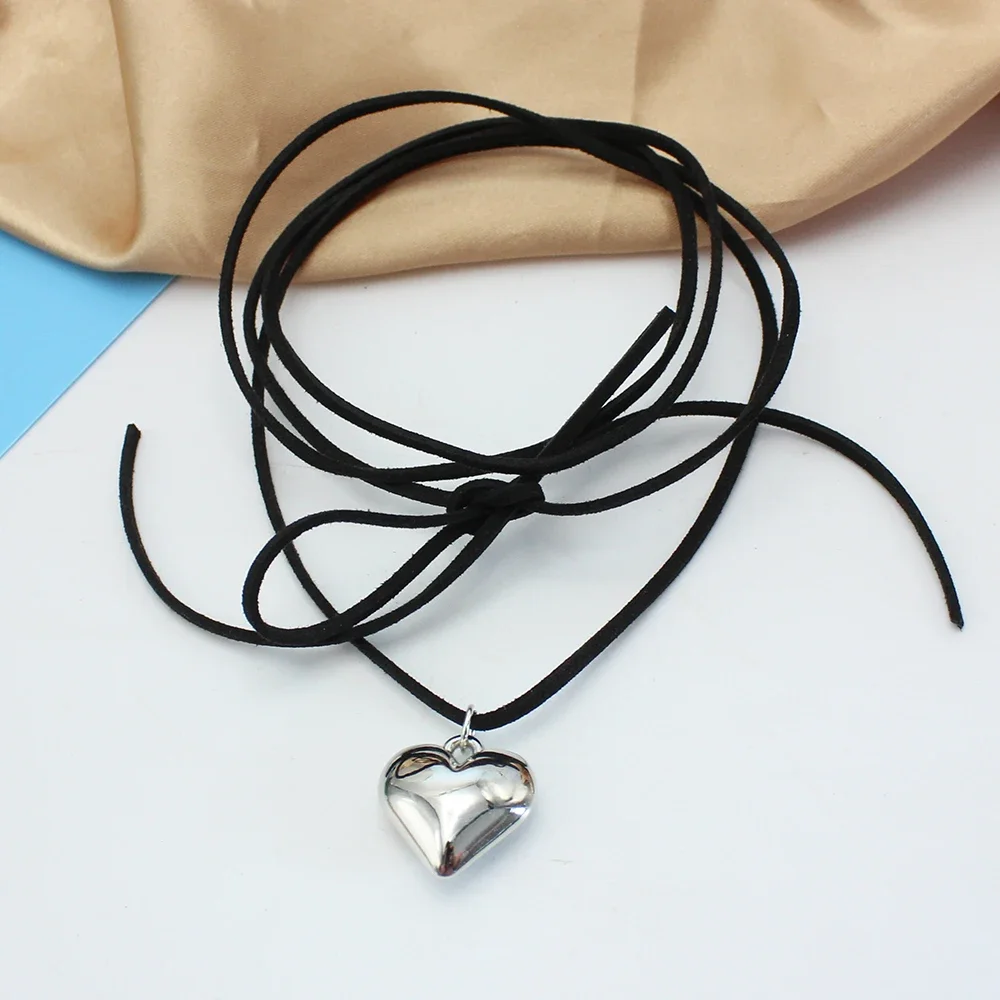 Punk Goth Black Velvet 25mm Heart Pendant Choker Necklace for Women Weave Knotted Bowknot Adjustable Chain DIY Jewelry