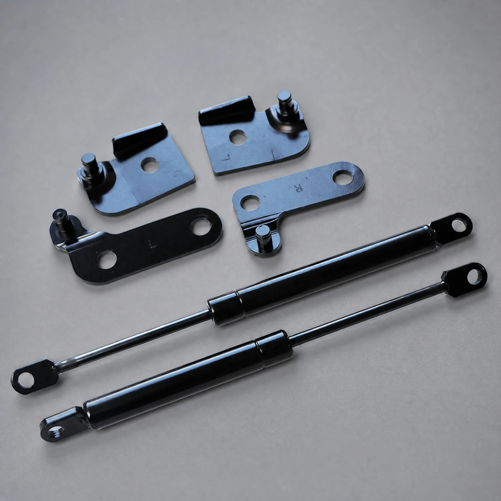 2 Pieces Mitsubishi-Compatible Triton L200 Tailgate Damping Strut Controlled Lowering No-Drill Tailgate Damping System Black