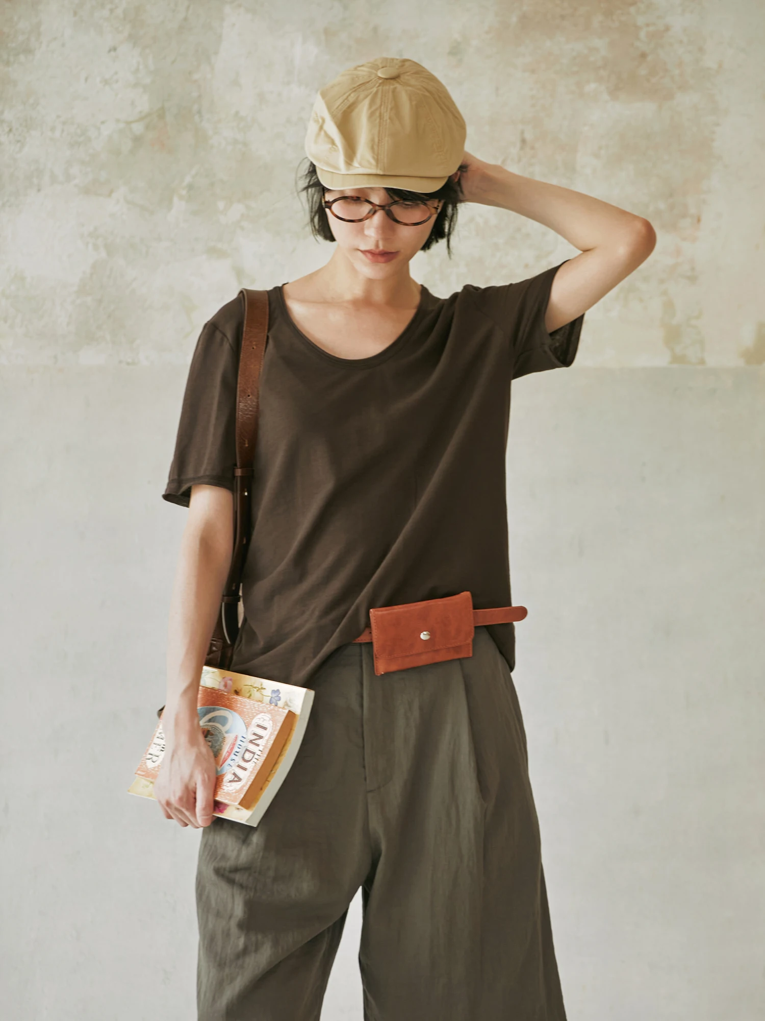 

VIMIE2025 Летняя Новая Простая Однотонная Тонкая Свободная Хлопковая Футболка с Круглым Вырезом и Коротким Рукавом для Женщин, Повседневный Стиль