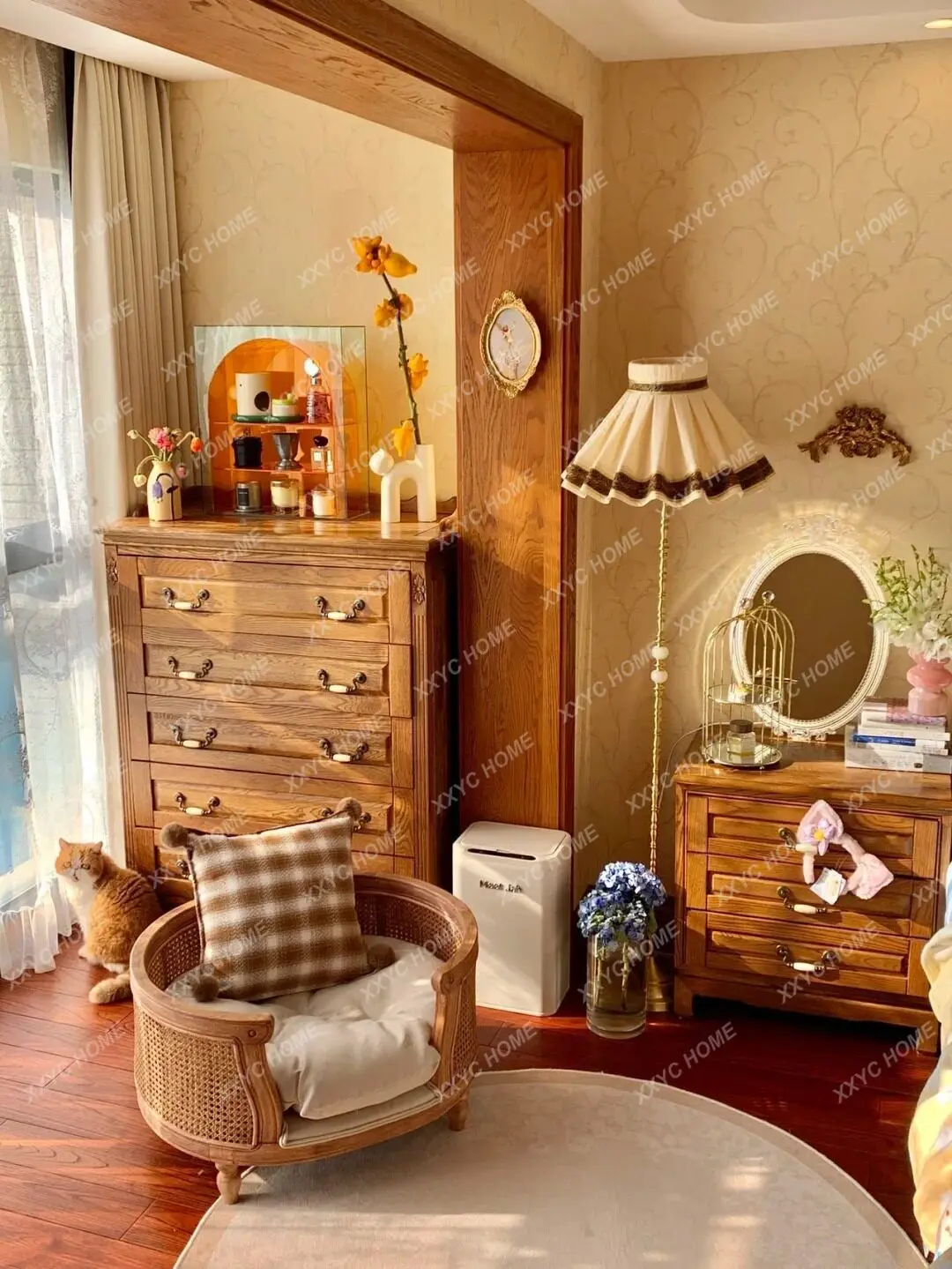 Retro solid wood chest, bedroom storage locker, antique entrance cabinet