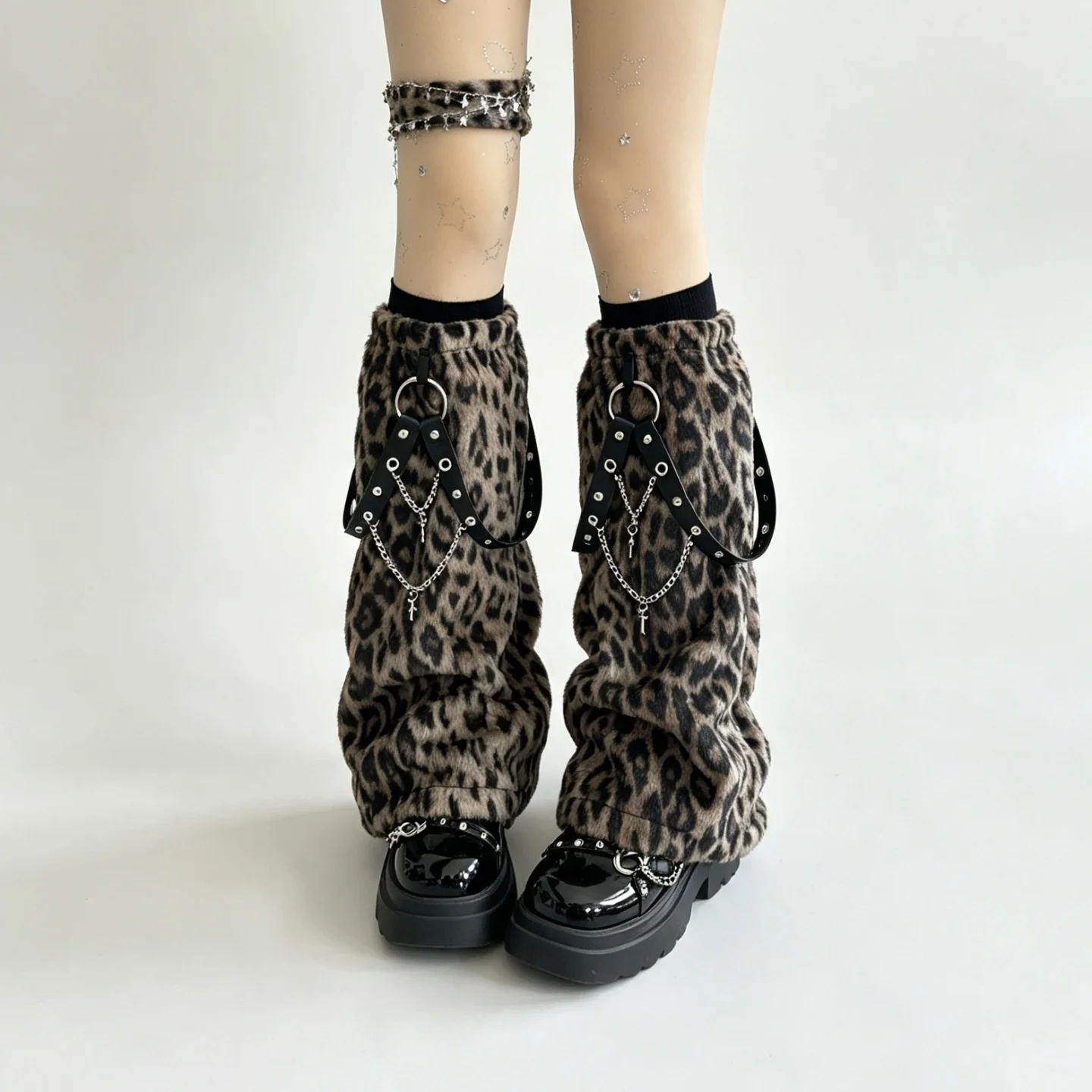 Y2K Gothic Leopard Faux Fur Leg Warmers Punk PU Rivet Strap Cross Chain Slouch Wide‑leg Socks Covers Streetwear Platform Boots