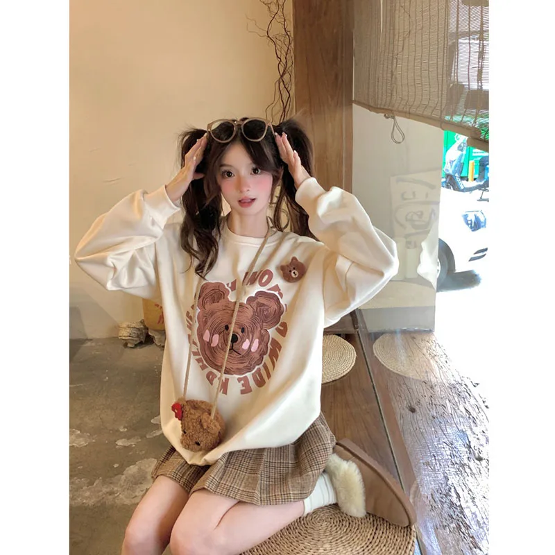 2025 Spring and Fall Korean Sweet Bear O-neck Pullover Women Design Sense Cute Casual Loose Versatile Sweatshirts Female
