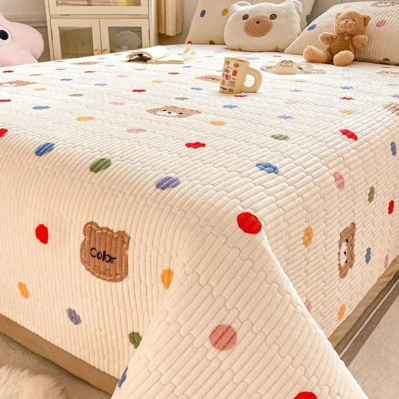 Soft Thickened Warm Milk Velvet Bed Cover Non-slip Bedsheet Cute Printed Quilted Bedspread for Single Double Bed with Pillowcase