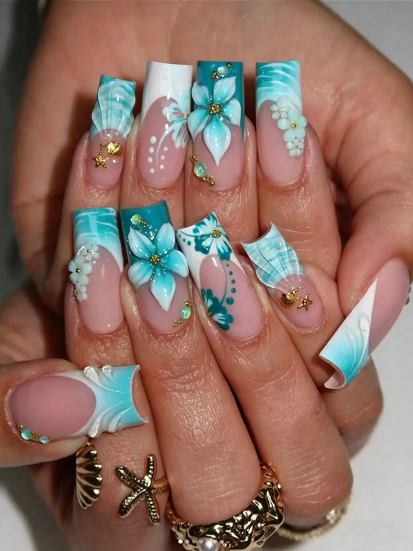 Change Your Nails With 24pcs/Set Y2K Sweet Cool Style Summer Refreshing Green & White Gradient Wavy French 3D Flower Starfish Shell Decor Medium Long Water-Based Press-On Nails, Perfect For Girls And Women Daily Wear, Summer