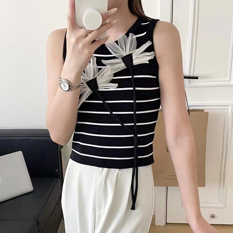 Summer Fashion Chic Flower Knitted Camisole Women Round Neck Sleeveless Striped Tank Top