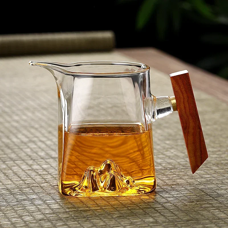 

Explosion-Proof Thickened Glass Tea Dispenser Set, Large Capacity, Tea Sea Public Cup, High-End Household Tea Set