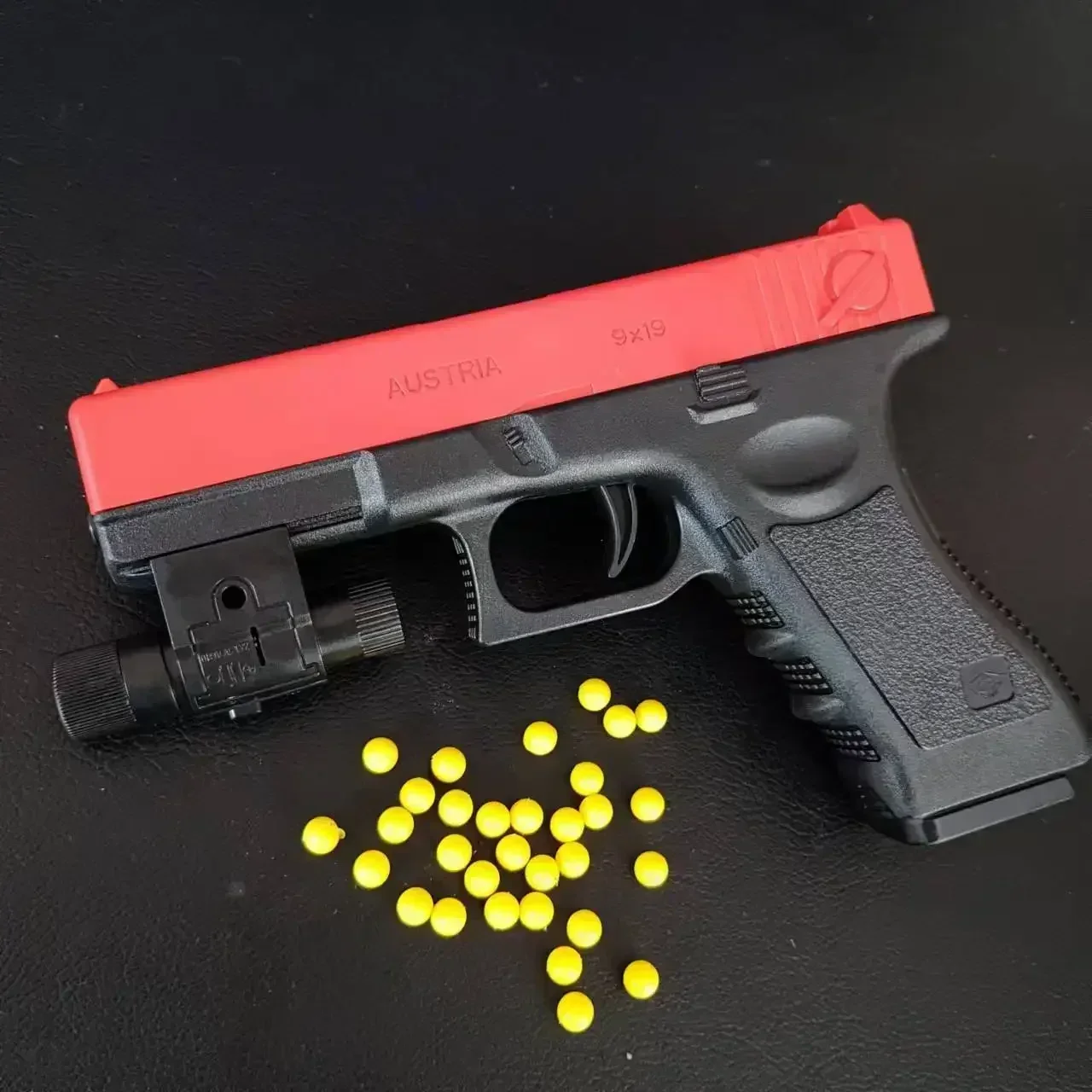 Soft Bullet Airsoft Pistol Manual G17 Toy Gun Lower Magazine With Laser Outdoor Sports CS Game Weapon For Children Adults Gift