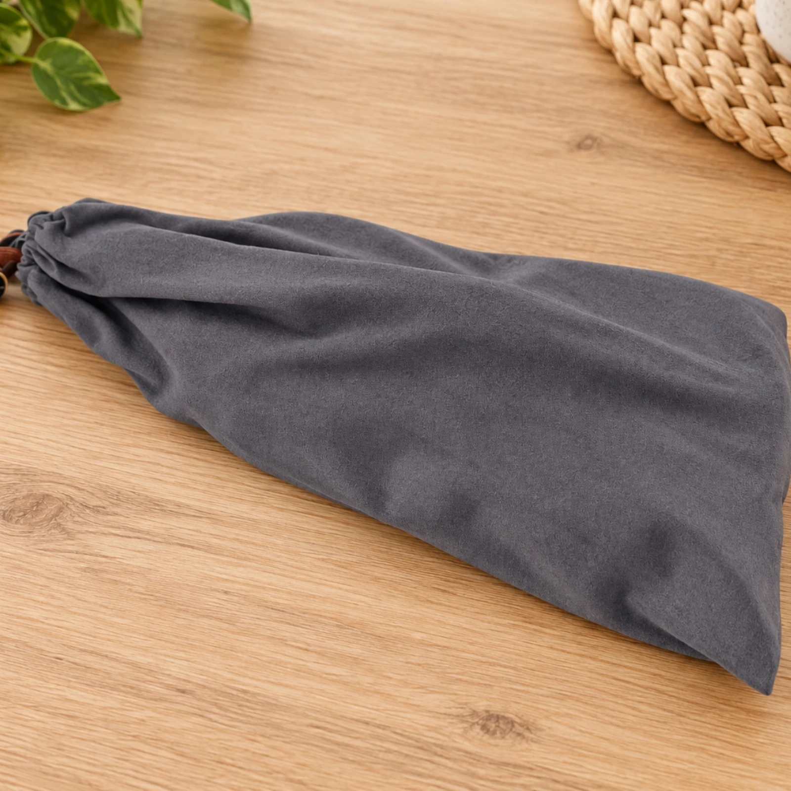 Violin Dust Cover with Drawstring Closure Flexible Violin Dust Cover String Instrument Protector Scratch-Resistant Lightweight