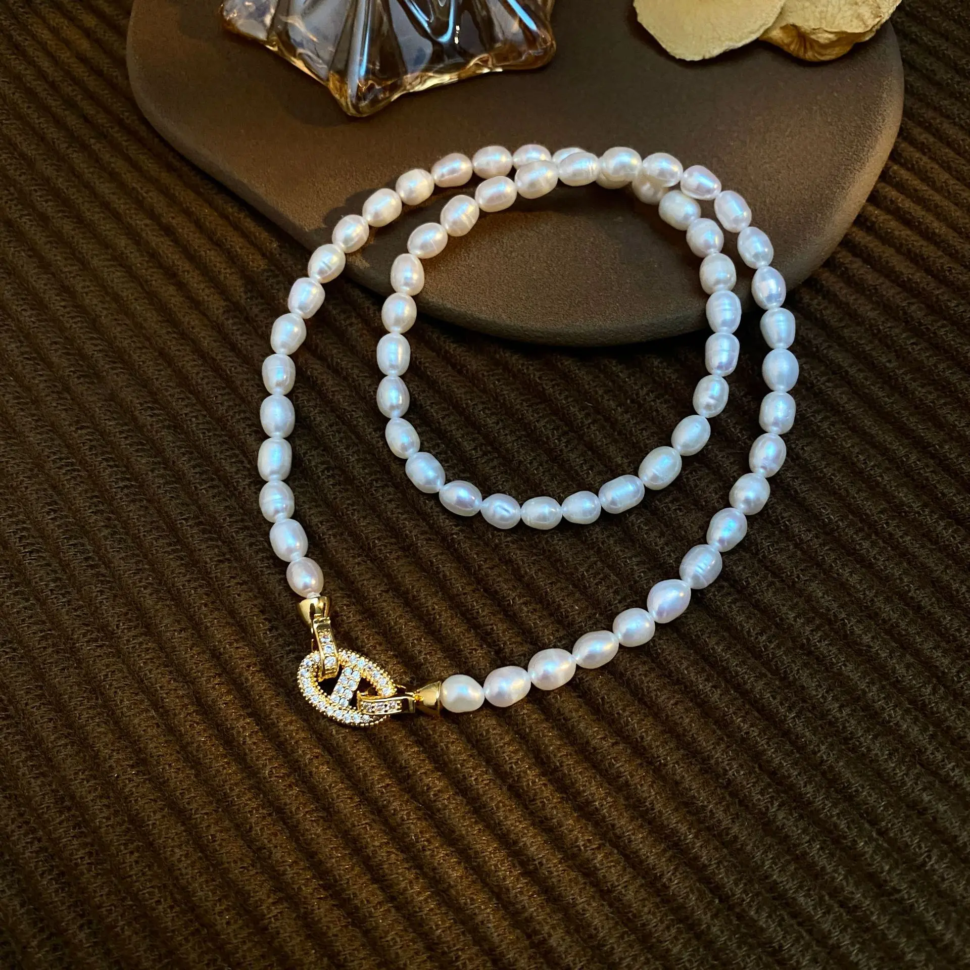 

New Arrival Trendy Shiny Crystal Cross Natural Freshwater Pearl 14K Gold Filled Female Short Chain Choker Necklace Party Gifts