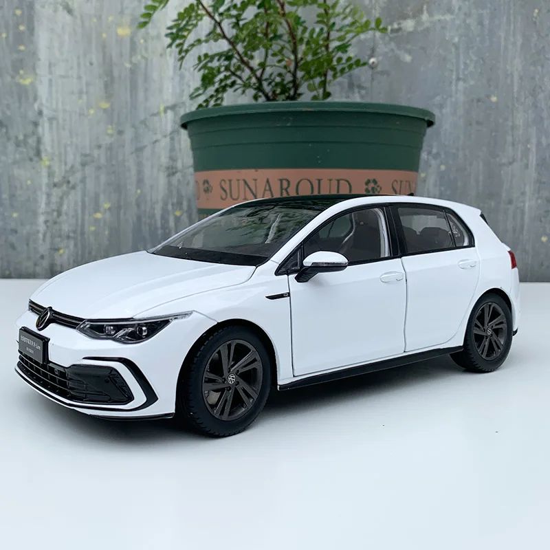 Dealer Edition Car Model,1:18 Volkswagen VW Golf MK8 R-Line,Diecast Model for Collections,Display and Gift for Friends