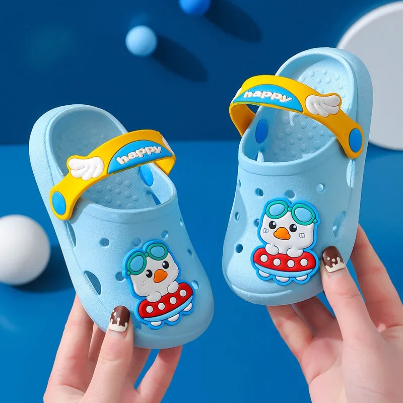 Pantuflas Cartoon Child Slippers Summer New Boy Beach Shoes Soft Soled Girl House Shoe Cute Child Sandals Kid Shoes Flip Flops