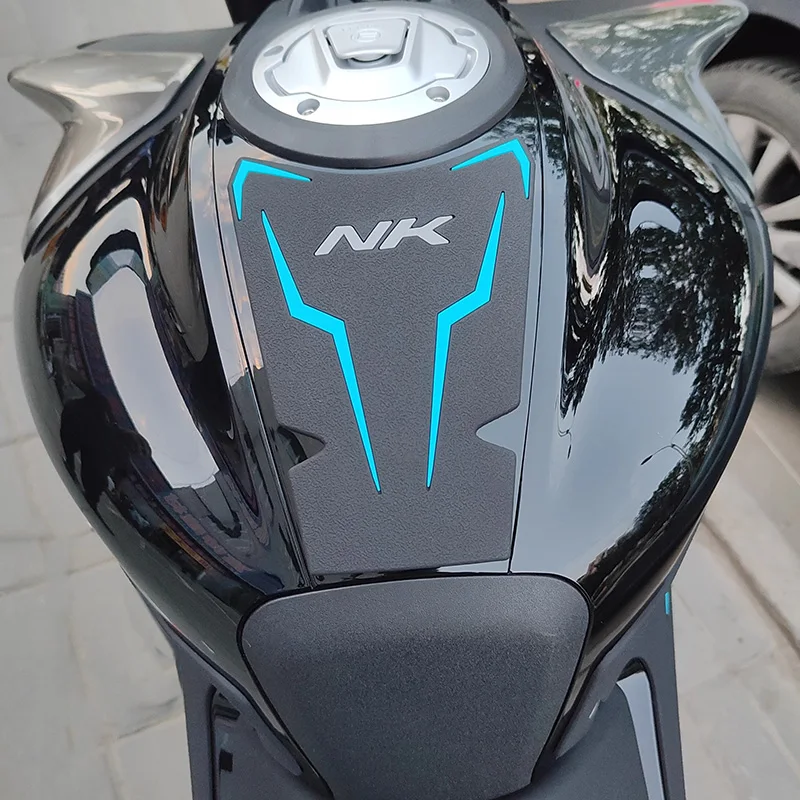 

FOR CFMOTO 450NK NK450 450 NK 2023 2024 2025+ Motorcycle 3M Anti Slip Tank Pad Stickers Pad Side Gas Knee Grip Protector Decal