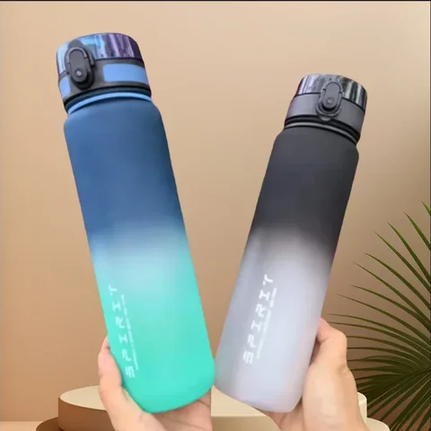 500ML/650ML/1000ML 대용량 스포츠 병 동기 부여 누출 방지 휴대용 재사용 가능한 플라스틱 컵 야외 여행 체육관 주전자