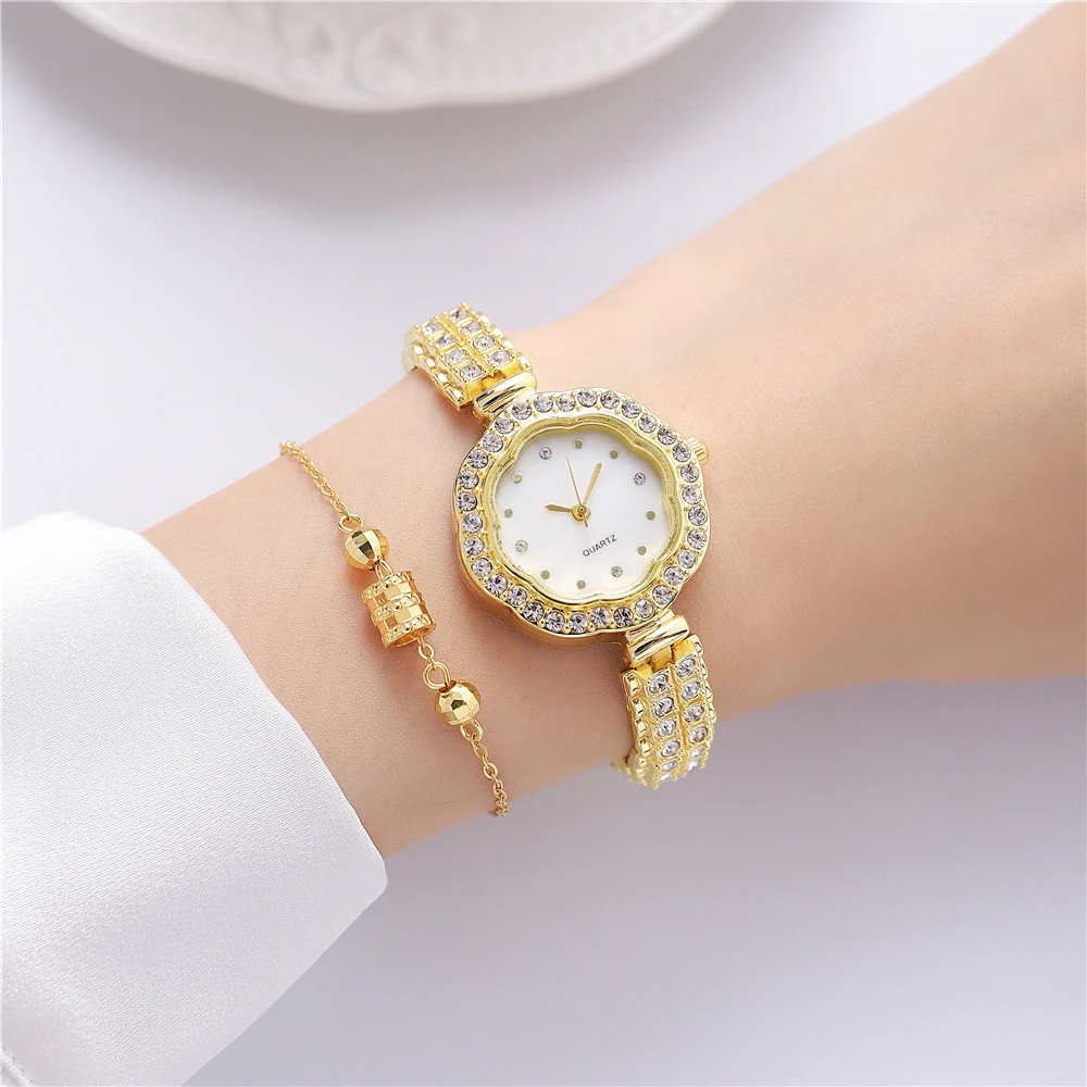 Luxury Gold Ladies Brand Watch Fashion Flower Type Seashell Surface With Diamonds Dial Design Women Quartz Watches Bracelet