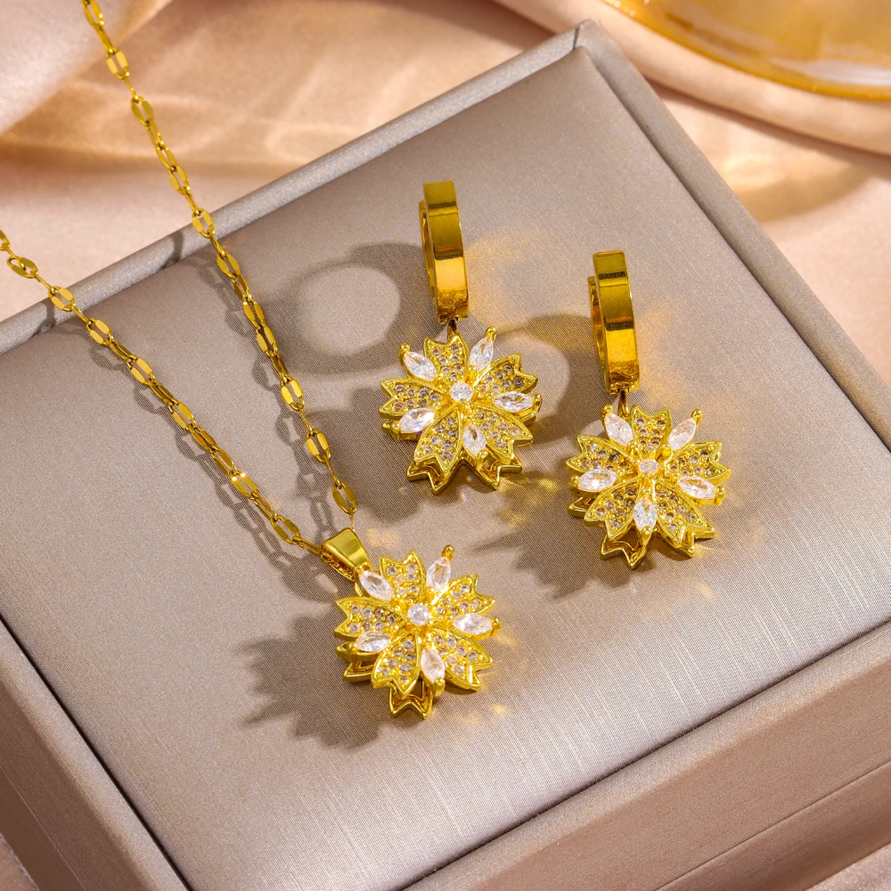 New In 18K Gold Plated Rotatable Lucky Sakura Pendant Necklace Earrings For Women Female Stainless Steel Neck Chain Jewelry Set