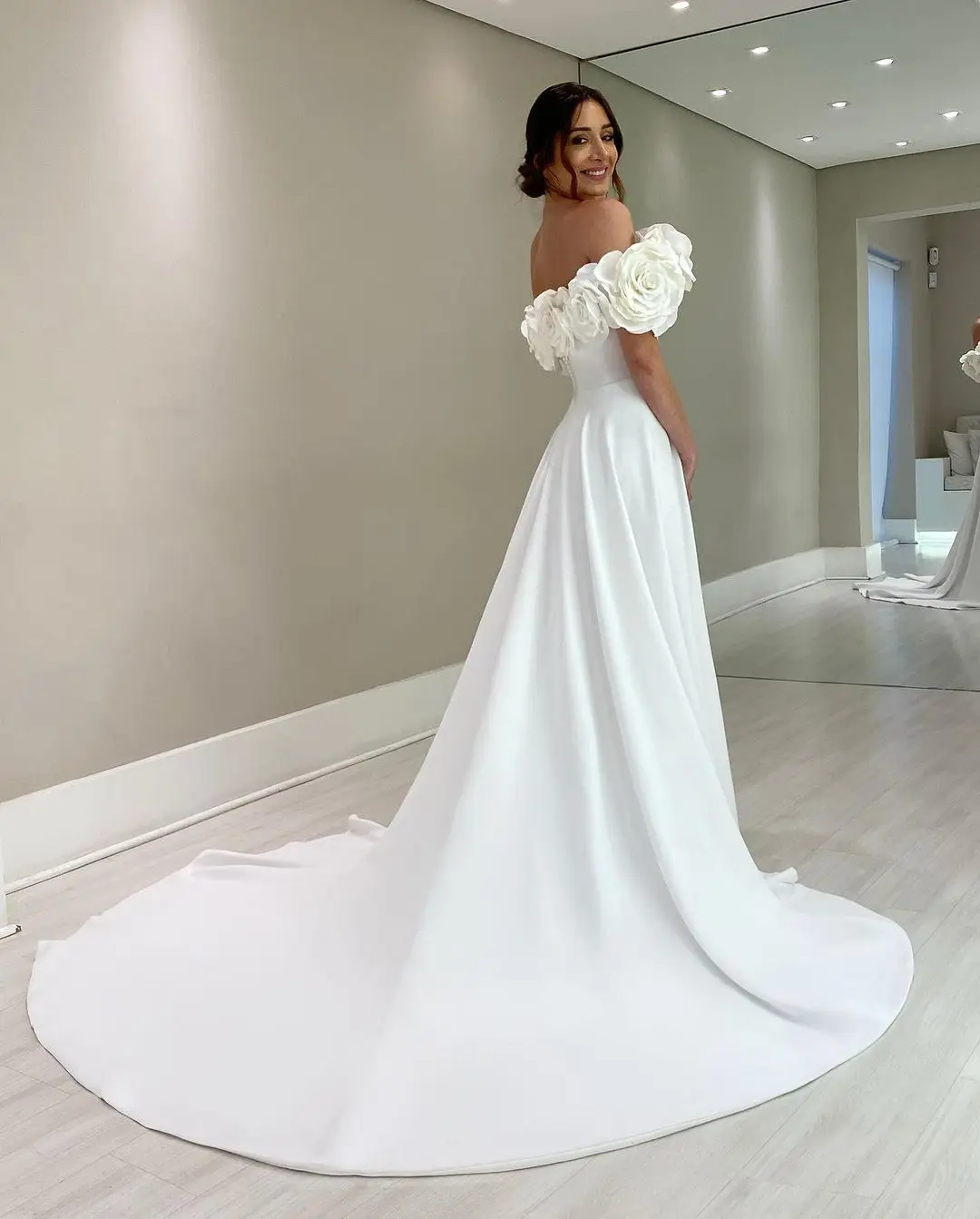 Vestido de novia de satén con escote rosa blanco elegante personalizado con pierna dividida y hombros descubiertos vestido de novia línea a para mujer 2024