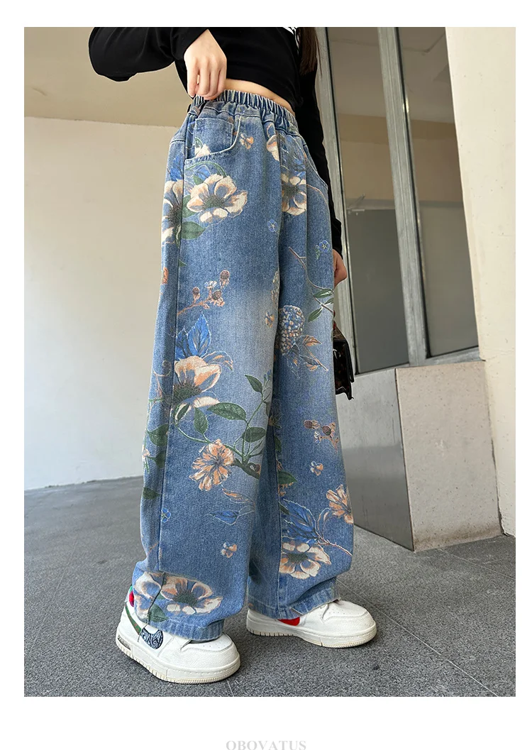 Designer-Jeans für Kinder im High-Street-Stil mit Blumenmuster für Mädchen, trendige Jeanshosen für Teenager, weite Jeanshosen mit Blumenmuster. – Detail 3