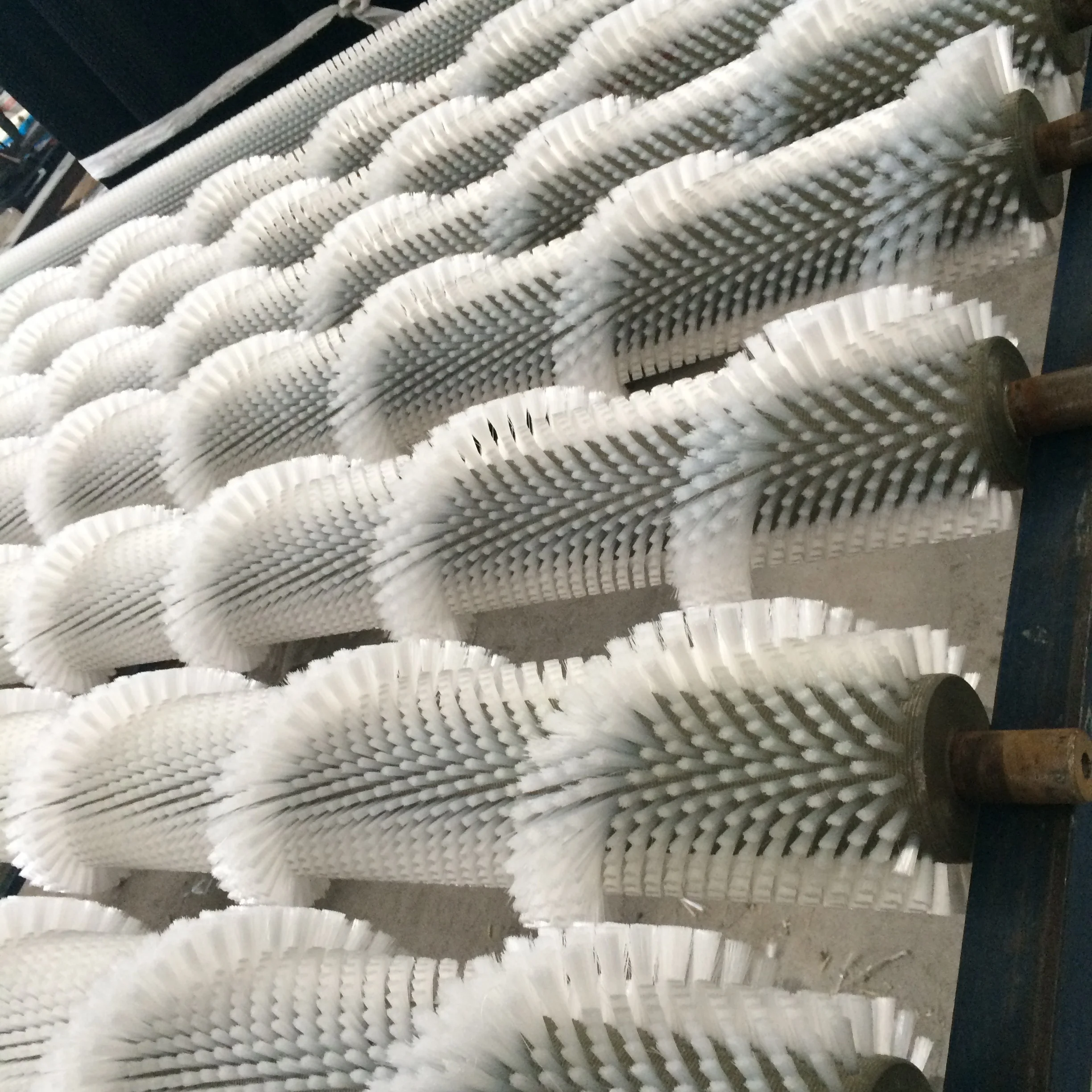 Factory Manufacturer Solar Panel Cleaning Special Nylon Roller Brush Cleaning