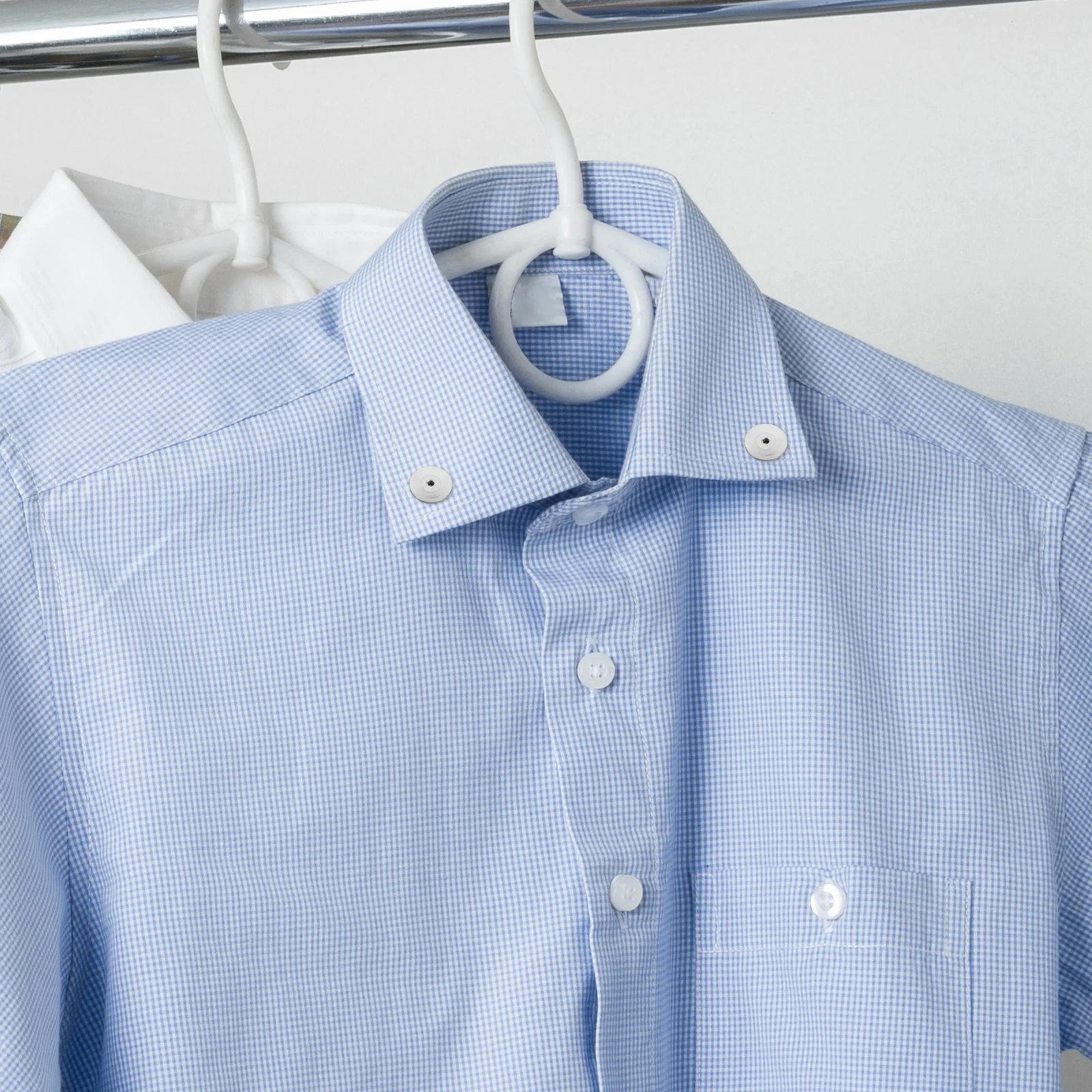 

20Pcs Metal Pin Backs 1x1x0.6cm Secure Locking Clasps for Badges Hats Bags Name Tags Jewelry Display Lapel Pins Fastening