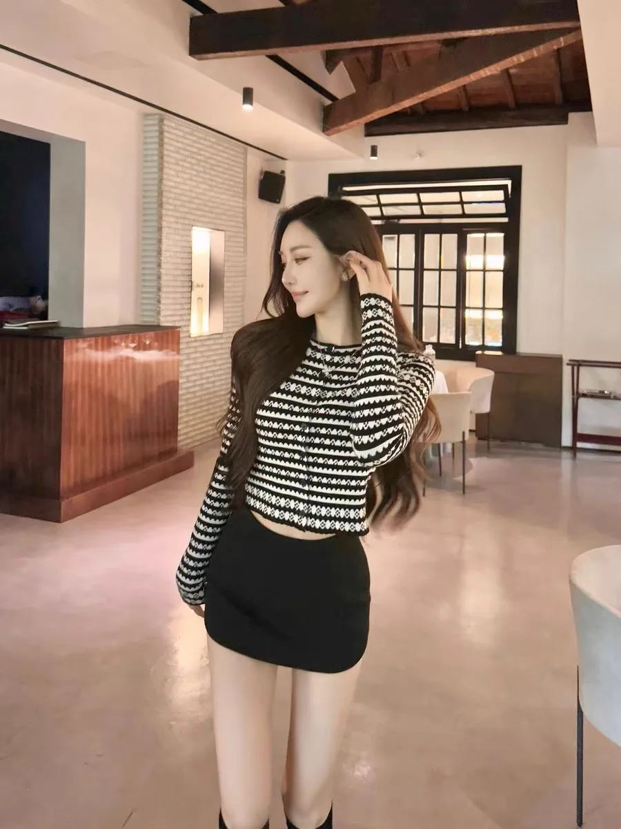 韓国ストライプニットセーターカーディガン女性秋冬長袖 O ネックシングルブレストスタイリッシュなシックなレディースジャンパートップス