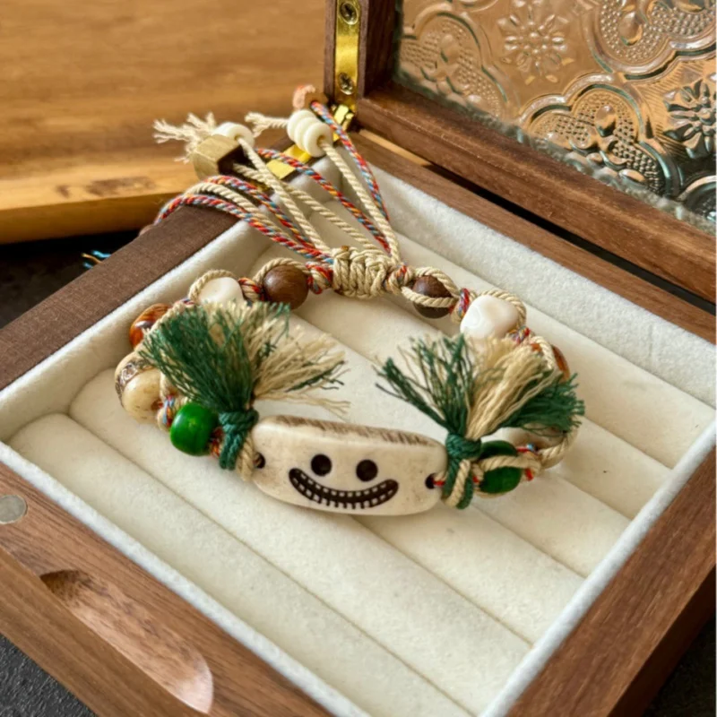 

Bone A Dai Card Woven Strap Rub Face Hand Rope Adjustable Bracelet