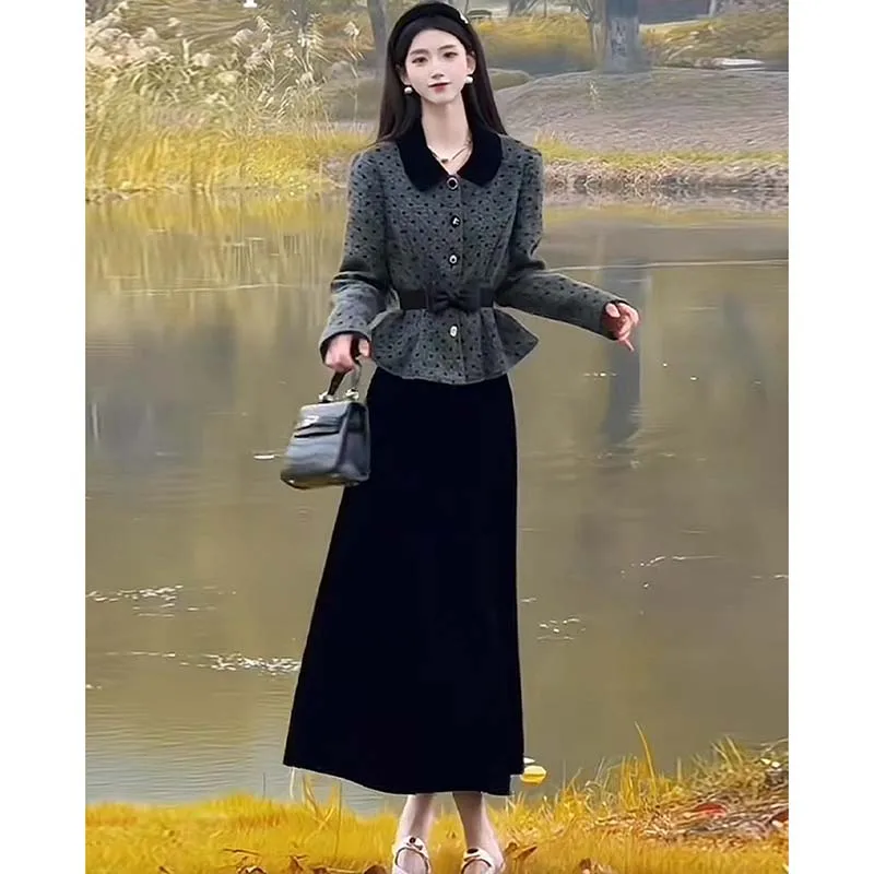 

Autumn Winter Short Jacket Skirt Set with Waist Belt Inner Two Pieces Women's Fashion Ensemble Polyester Fiber Long Sl...