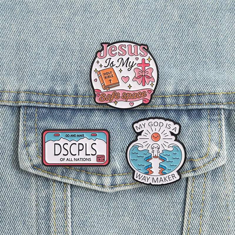 Jesus Is My Safe Space Enamel Pins Christian Faith Bible Verse Brooches Lapel Badges License Plate Jewelry Gift for Friends