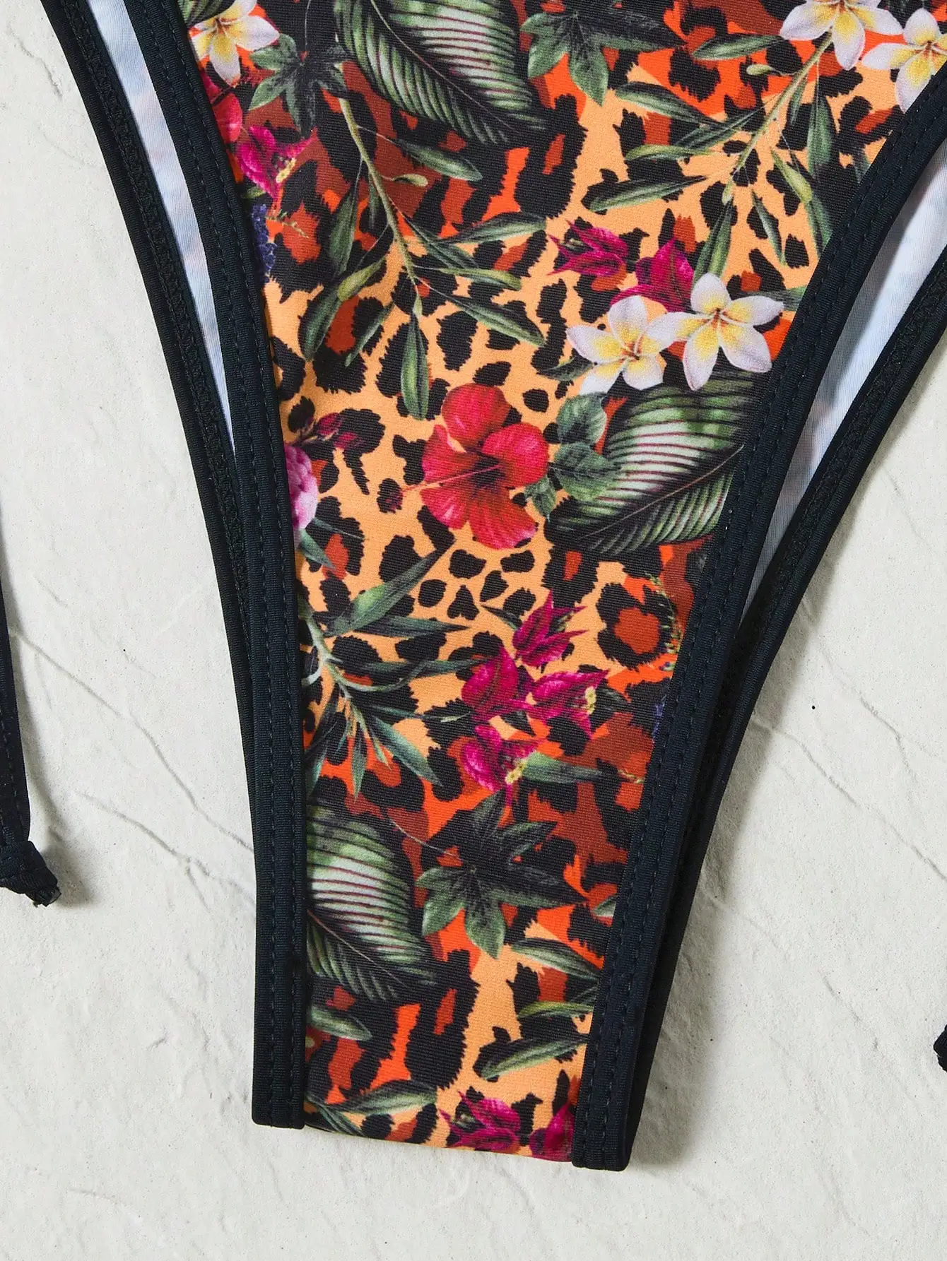 

Комплект бикини с цветочным леопардовым принтом и шнуровкой на шее, 2 шт., для женщин, летний пляжный купальник