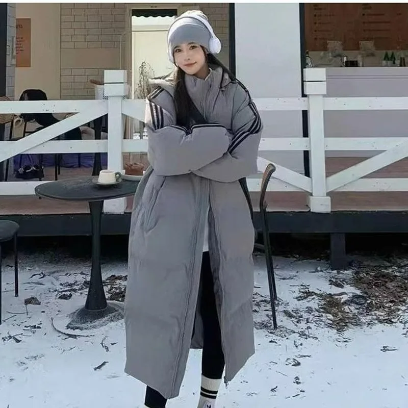 

Women's Long Tops Are Fashionable and Warm, Winter New High Street Loose Thickened Coats, Cotton-padded Jackets and Hats.