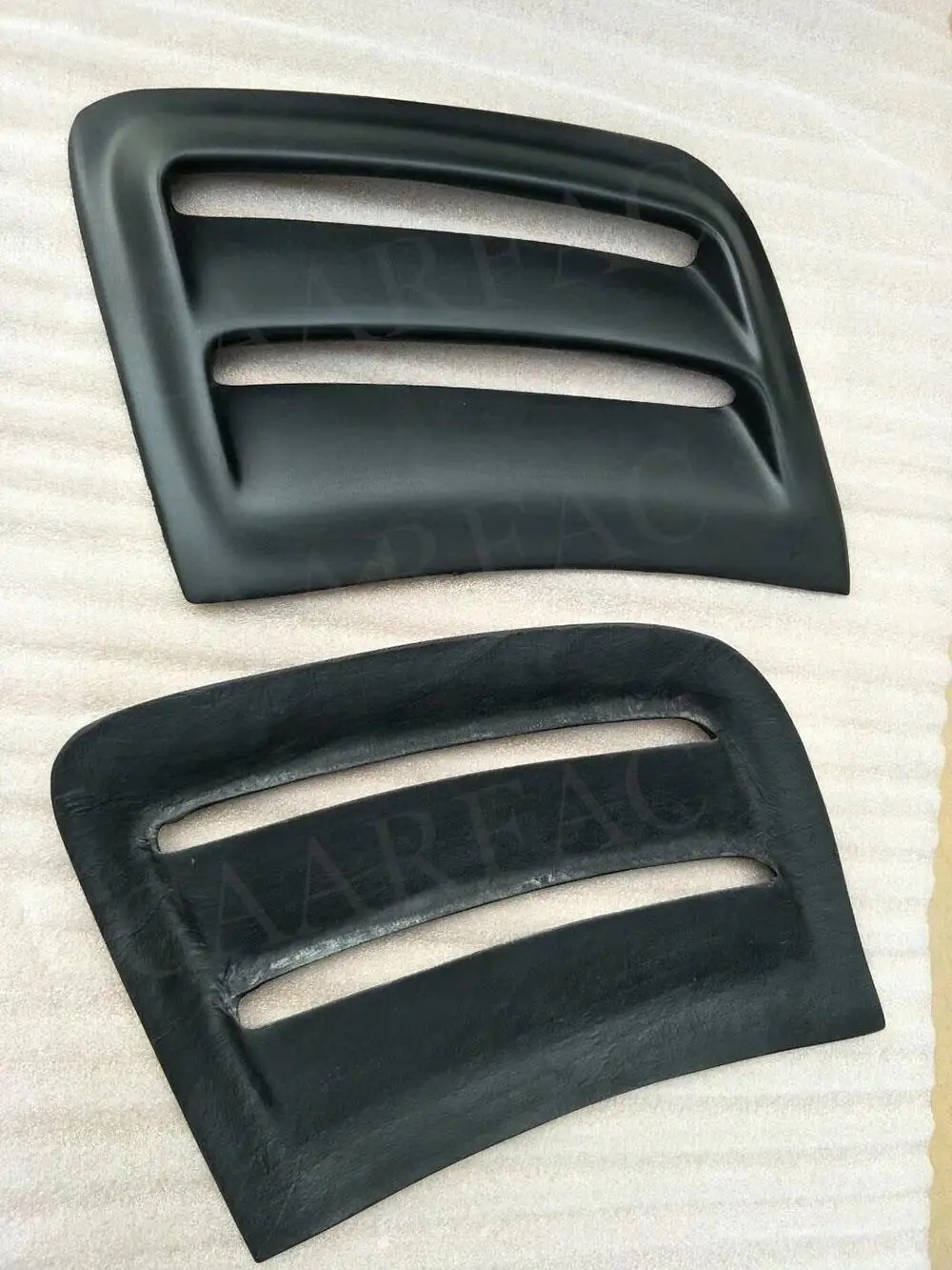 Garniture Grille Aération Fibre Carbone Pour Mercedes Classe C W204 2007 Garniture Grille Aération Fibre Carbone Pour Mercedes Classe C W204 2007