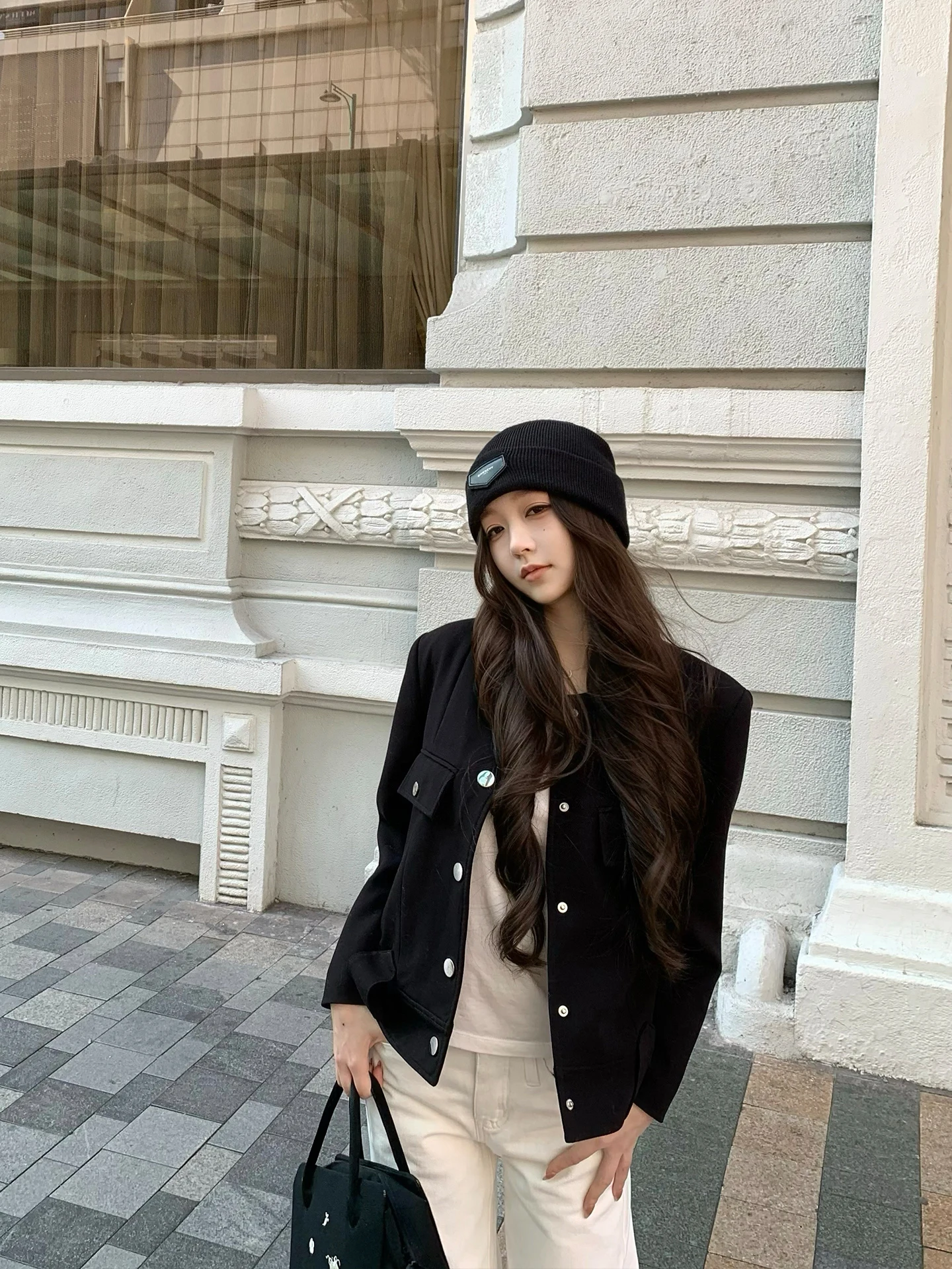 

Модная женская укороченная куртка Gyo High nce Sensation из черного металлического синего материала с прямыми штанинами