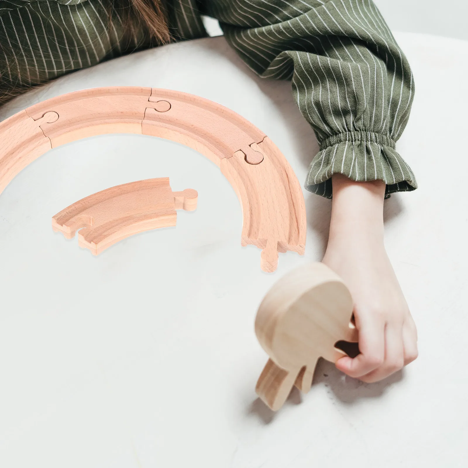 

6Pcs Small Curve Track Accessories DIY Wooden Train Scene Layout Educational Track Set Kids Railway for Creative