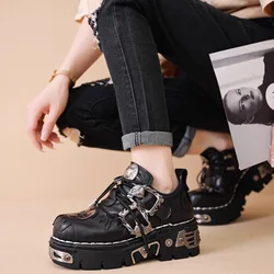 New Men's Genuine Leather Motorcycle Boots Gothic Skull Ankle Boots Black Women Rock Shoes Designer Punk Metal Platform Shoes