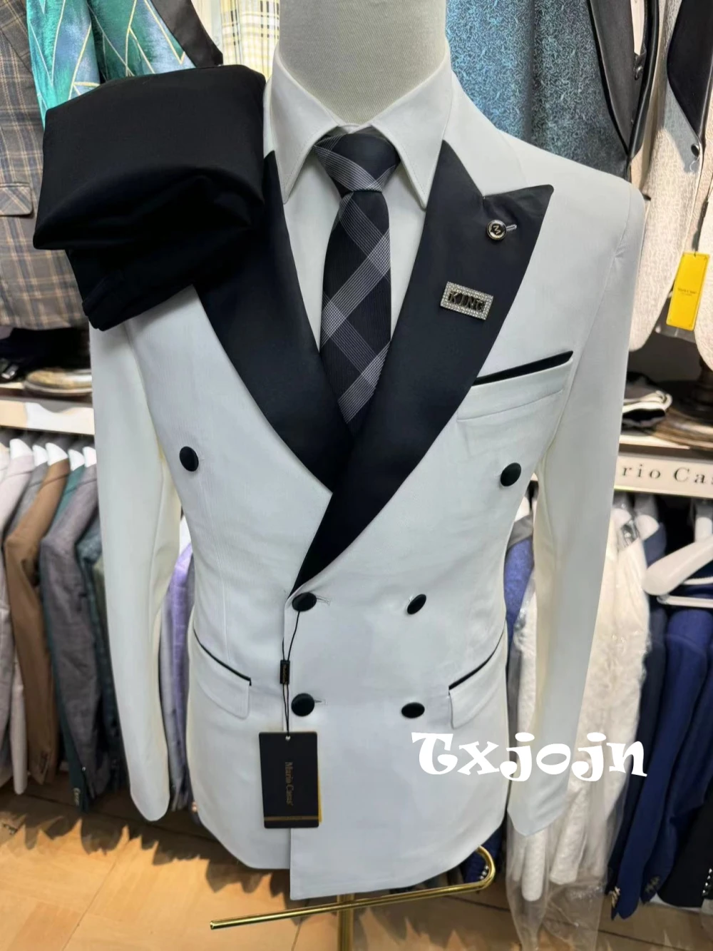 

Double Breasted Business Suit Set For Men Daily Office Casual Handsome Peak Lapel Men's Suits Customized Tuxedo Wedding Party