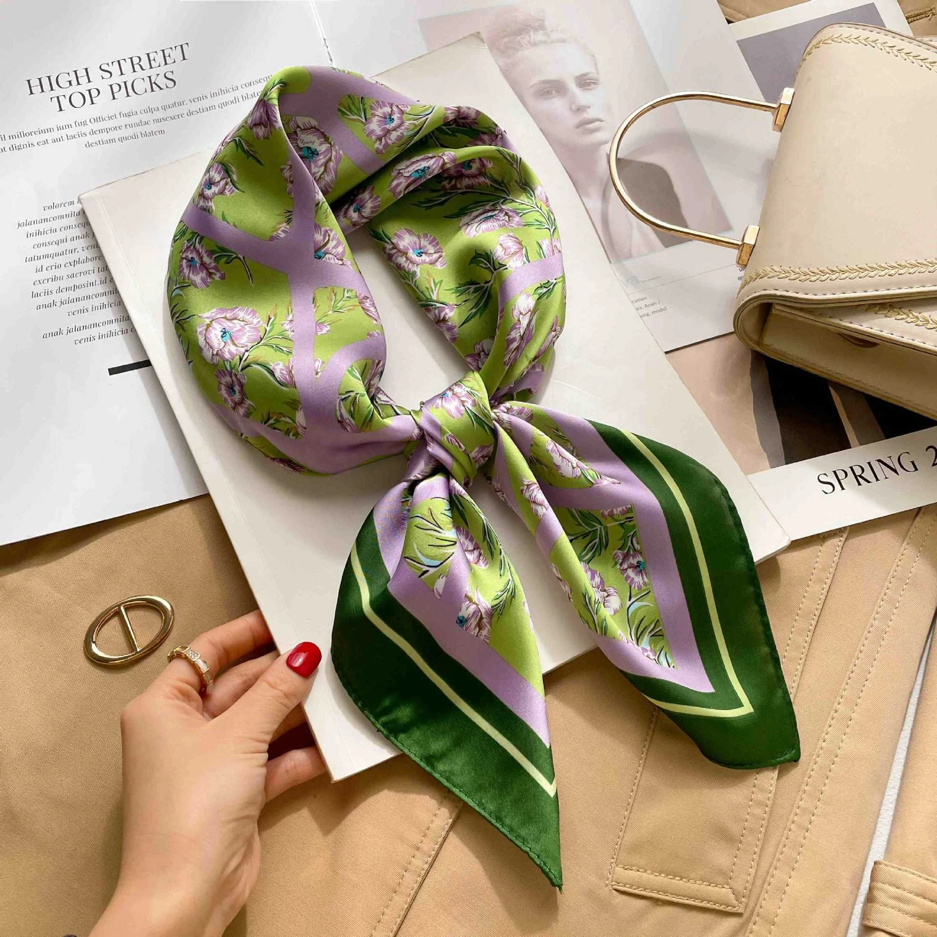 70cm Seiden-Quadrattuch für Damen, Luxuriöses Blumenmuster-Kerchief, Weiches Satin-Haarband, Handtaschenband, Foulard, Hijab, Halstuch, Stirnband – Detail 8