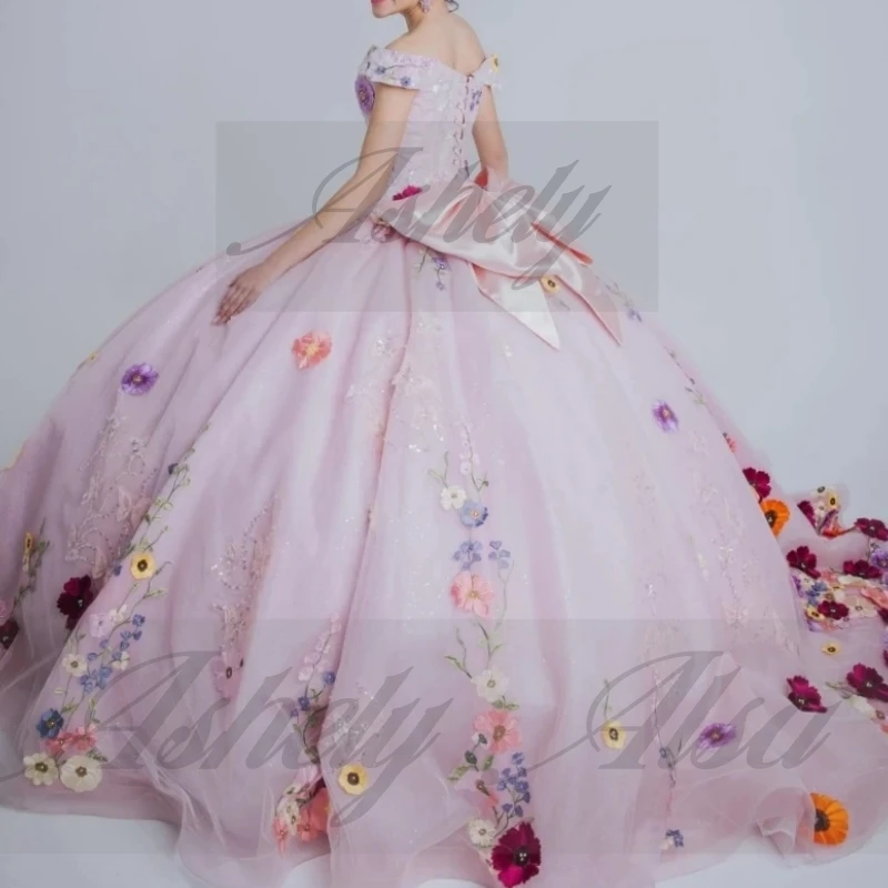 Urocza księżniczka 15. dziewczyna Quinceanera sukienki kwiatowa aplikacja zasznurować bal sukienka na przyjęcie urodzinowe Vestido De xv Anos dostosowane