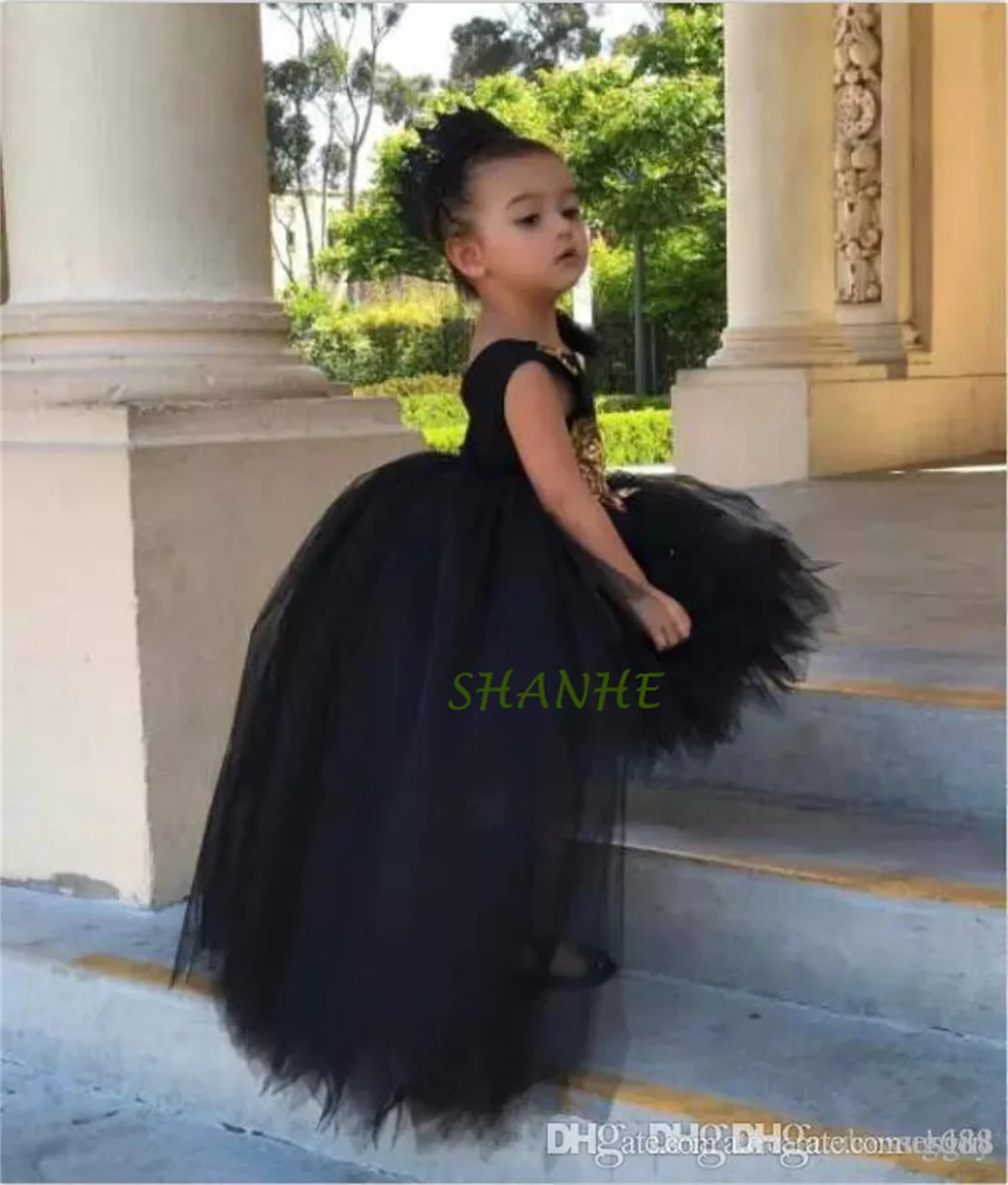 

High Low Flower Girl Dresses For Wedding Lace Appliqued Tiered Skirts Little Girls Pageant Dress Feather First Holy Communion Go
