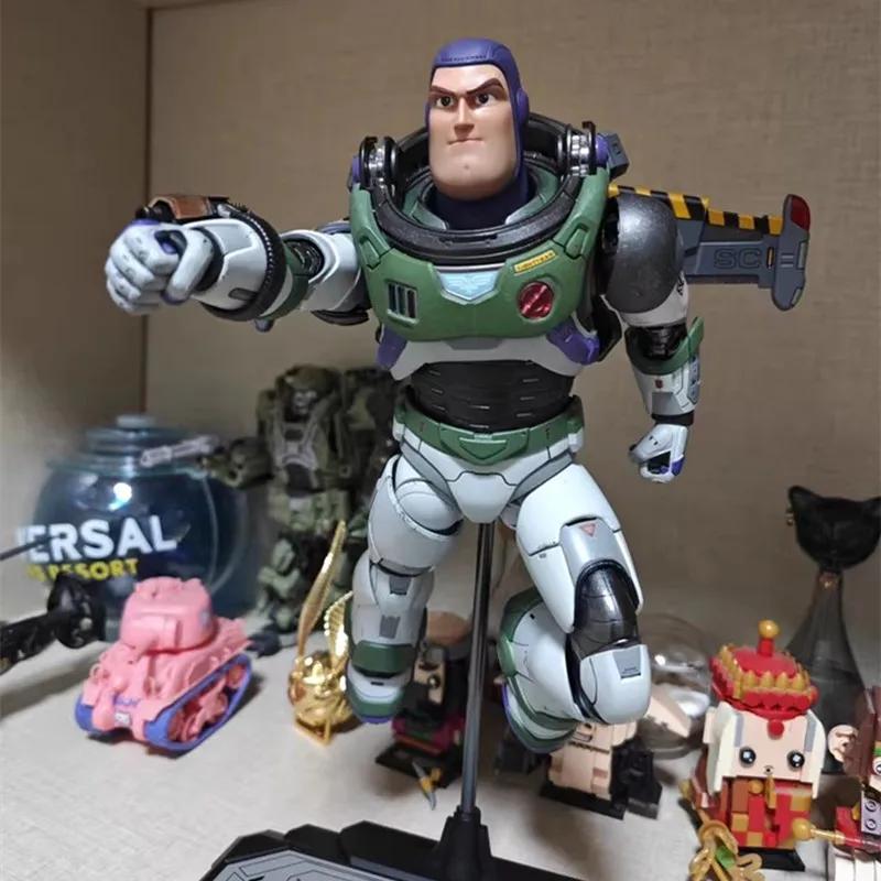 Resonanza Buzz Lightyear Toy Story Action Figures in lega Figure anime Disponibile Modello Ornamenti Giocattoli da collezione Regalo di Natale